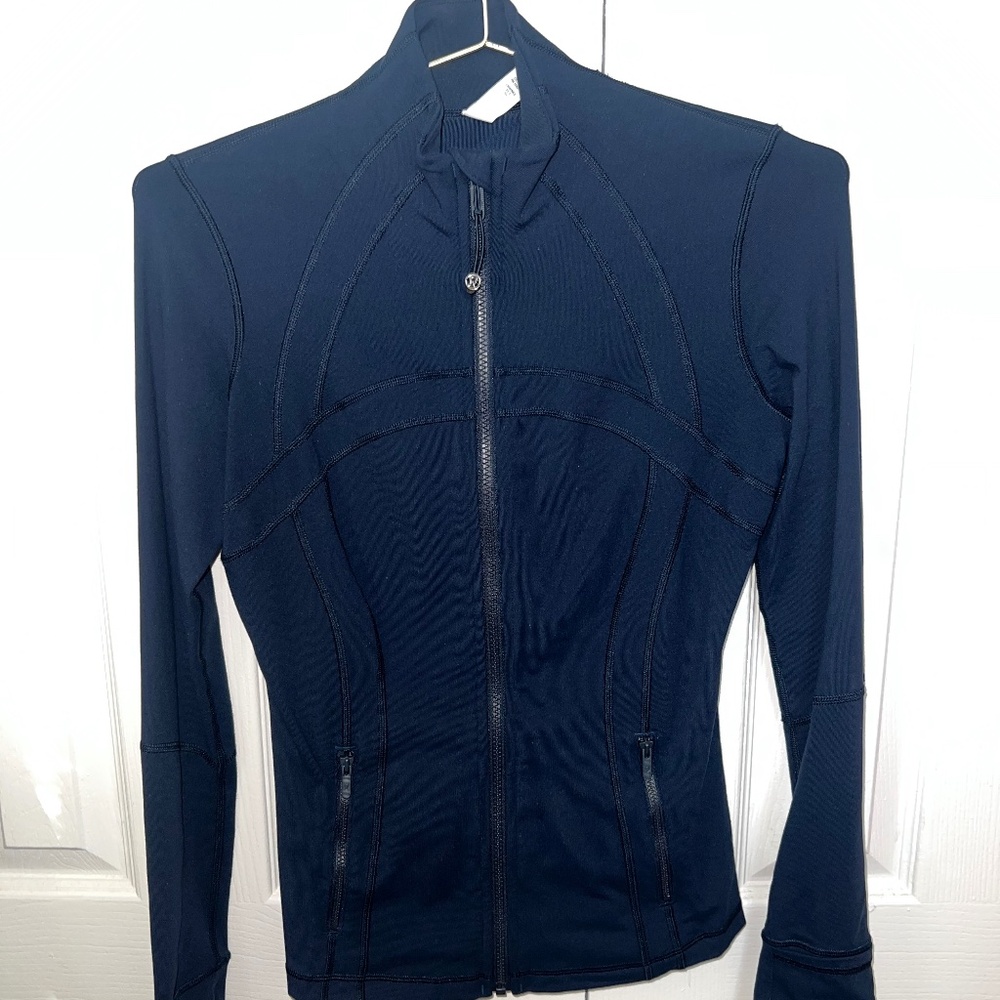 Lululemon define jacket (not cropped) SZ 6